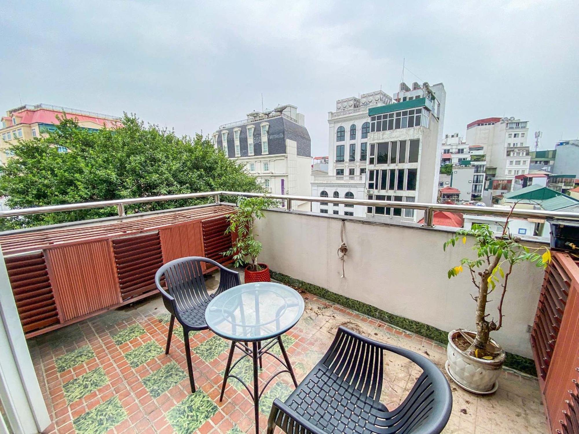 Eco Nest Classic Apartment & Hotel Hanoï Extérieur photo