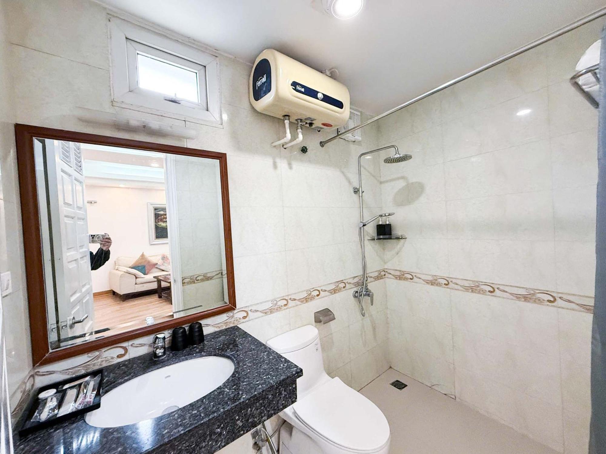 Eco Nest Classic Apartment & Hotel Hanoï Extérieur photo